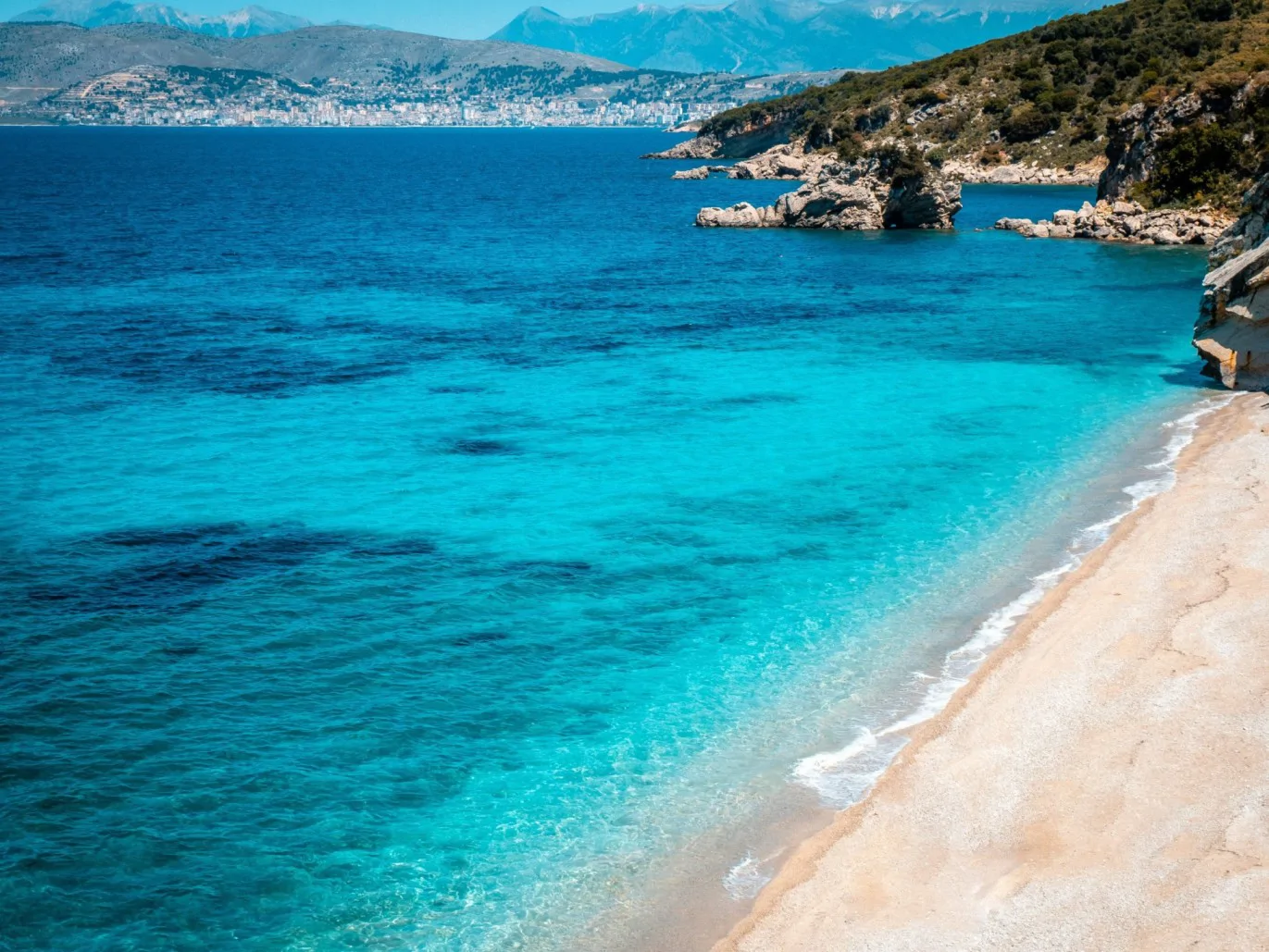 adventure-albania-Hf6aNLpAdRY-unsplash (1) (1) (1).jpg