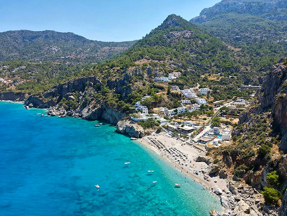 dimitris-kiriakakis-joO--iXBmDY-unsplash (1) (1) (1) (1).jpg