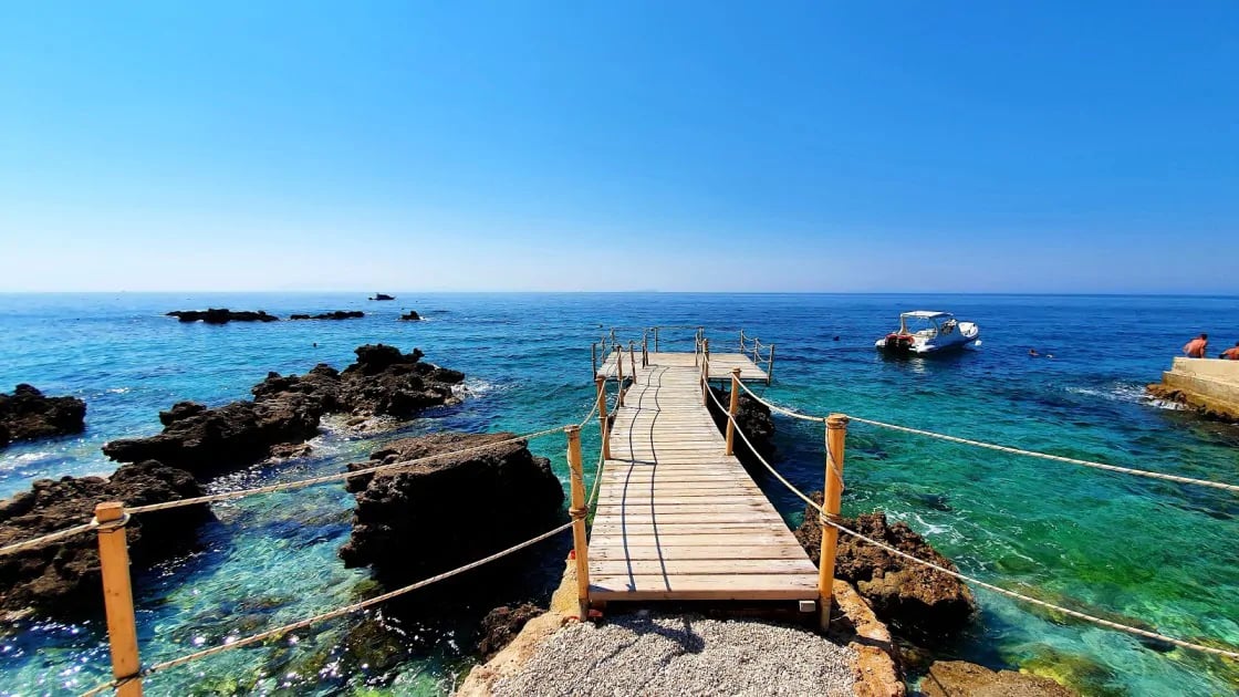 Dhermi Beach Albania Riviera - suneasy app