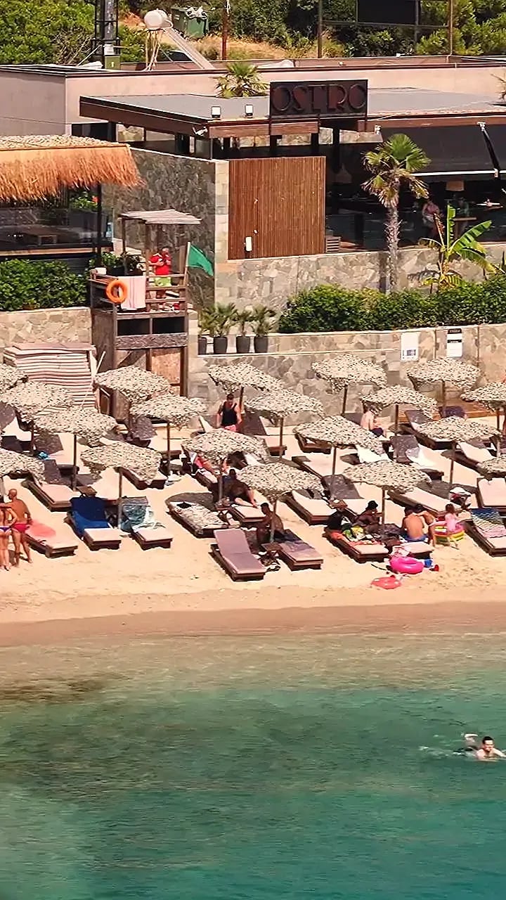 Ostro Beach Bar