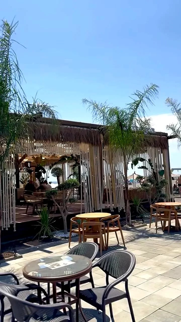 Samaya Beach Bar