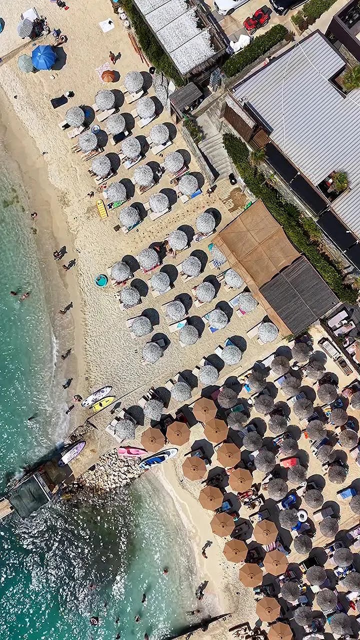 Ostro Beach Bar